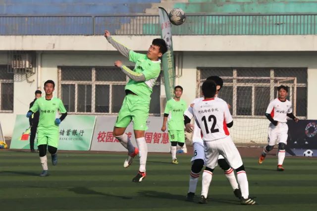 杜兰特37分太阳胜骑士 东契奇三双独行侠擒牛